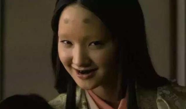 有名|我国史上最有名的4大丑女,长相奇丑无比,却全都活成了人生赢家