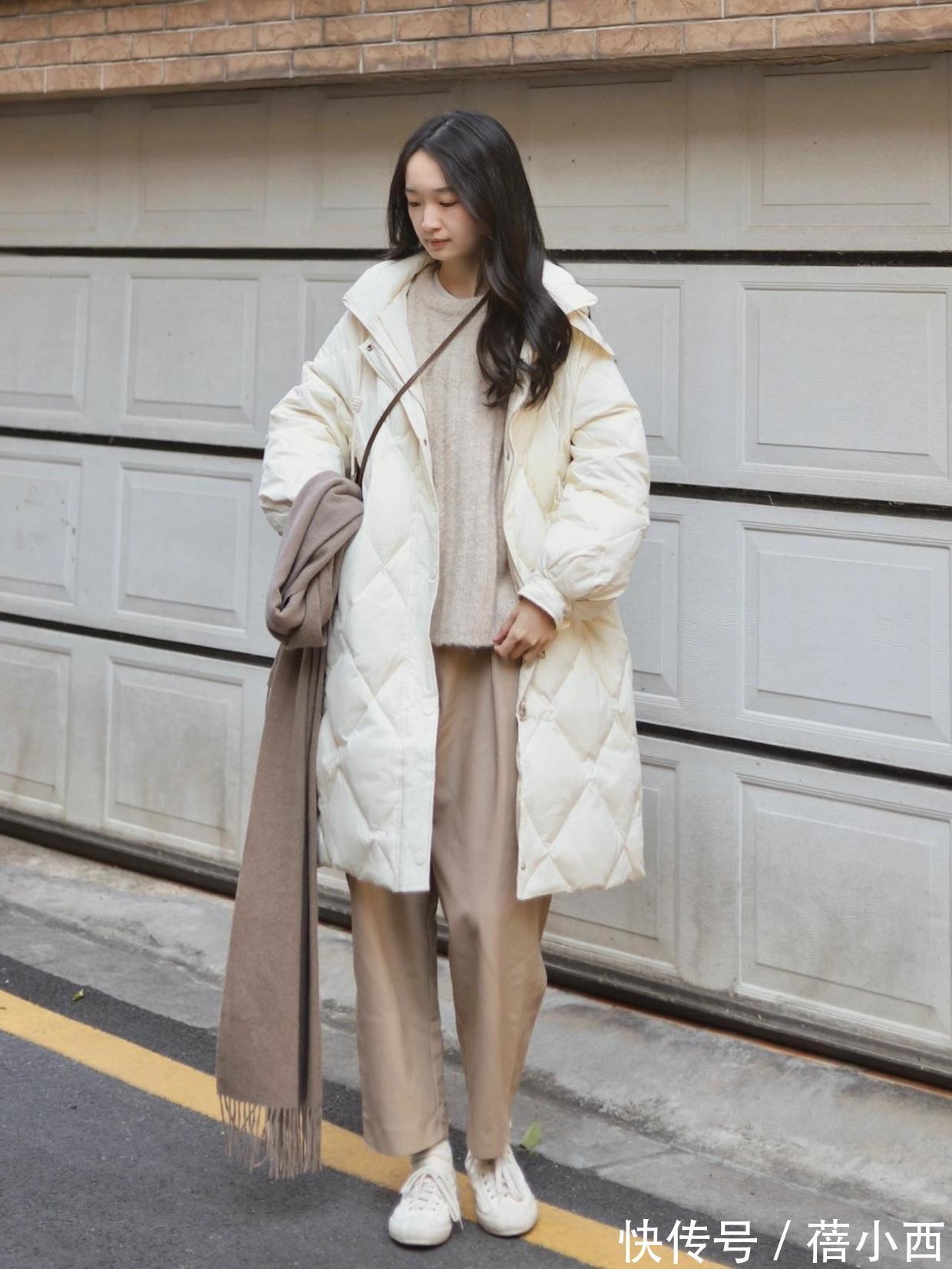 阔腿裤 冬季羽绒服别乱叠穿,学时尚博主做减法,简约的穿搭更适合普通人