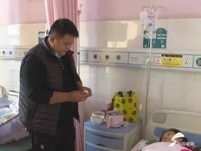 分娩|新泰一孕妇突然分娩,医生护士齐上阵,“私家车”变“临时产房”