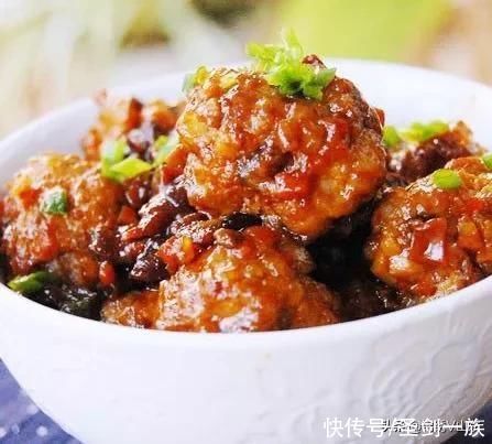 天氣越來越熱,精選23道下酒菜,每一道都是令人無法抵擋的美味
干煸青椒豆腐鮮嫩雞翅鍋炒黃瓜丁茭白木耳炒肉清蒸黃花魚蜜汁陳皮雞翅三鮮腐竹老醋海蜇香辣水煮魚片雞蛋羹彩椒炒豬腰醬香時蔬丸子蒜苔筍絲炒裡脊香菇炒蘆筍可樂雞翅紅燒茄子糖醋咕嚕肉紅燒牛排酒鬼花生馬鈴薯香菇燉雞腿香辣紅燒肥腸剁椒肉末炒青豆蒜香空心菜