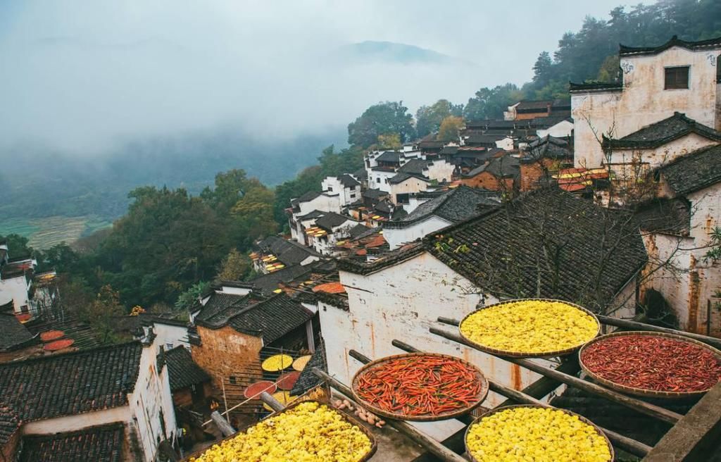 江西受欢迎的景点，属典型山居村落，被称为“梯云人家”