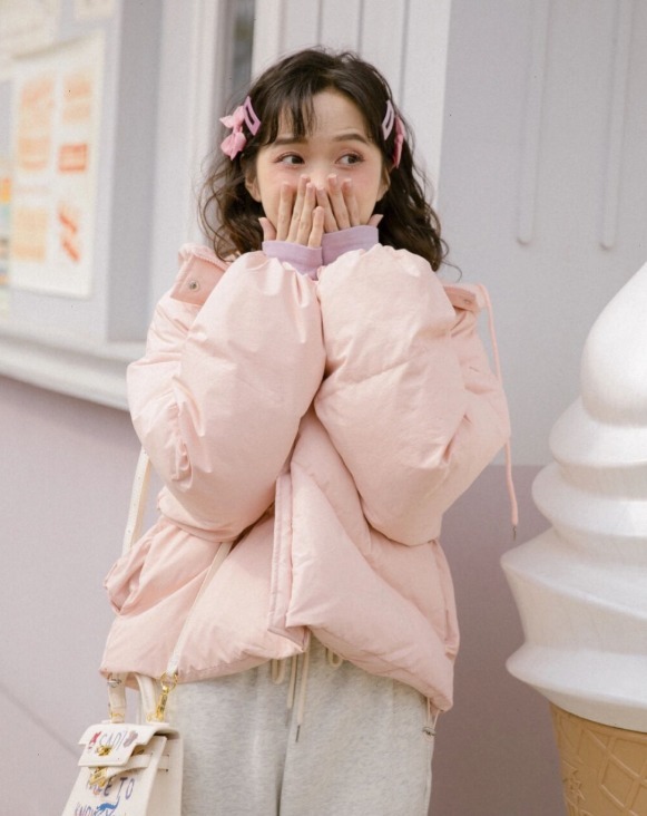 减龄|羽绒服就要穿“奶油色系”,温柔可爱还减龄,让人一秒沦陷