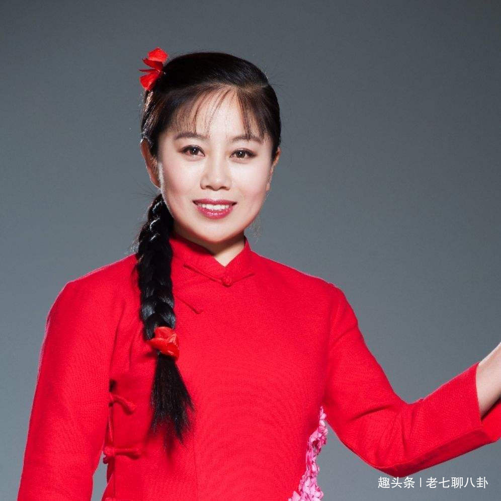 为了成名,她自费120万上节目,惨遭淘汰后愤怒曝光节目黑料