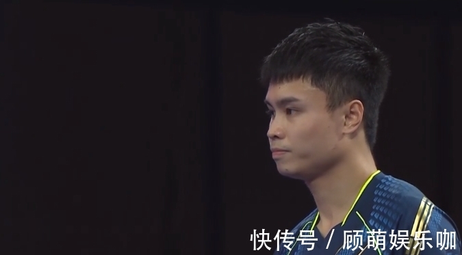 国乒|4-0!国乒第4胜诞生,周启豪爆发,2次8-10后逆转,握拳庆祝