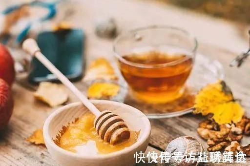 蜂蜜|便秘怎么办?多吃这些食物,排便畅通无阻,但注意不做这些事情!