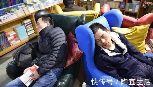 性欲|男性身體若出現這5種“不對勁”，可能是雄激素快“枯竭”了