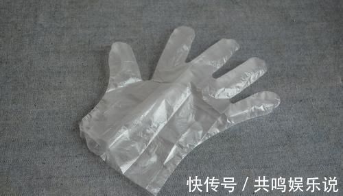 塑料|你家有一次性塑料手套吗?这个用途真厉害,解决了很多人的烦恼