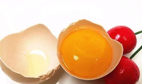 a1700|煮鸡蛋时,先不要下锅煮,加上这两步,鸡蛋不开裂,还自动脱壳