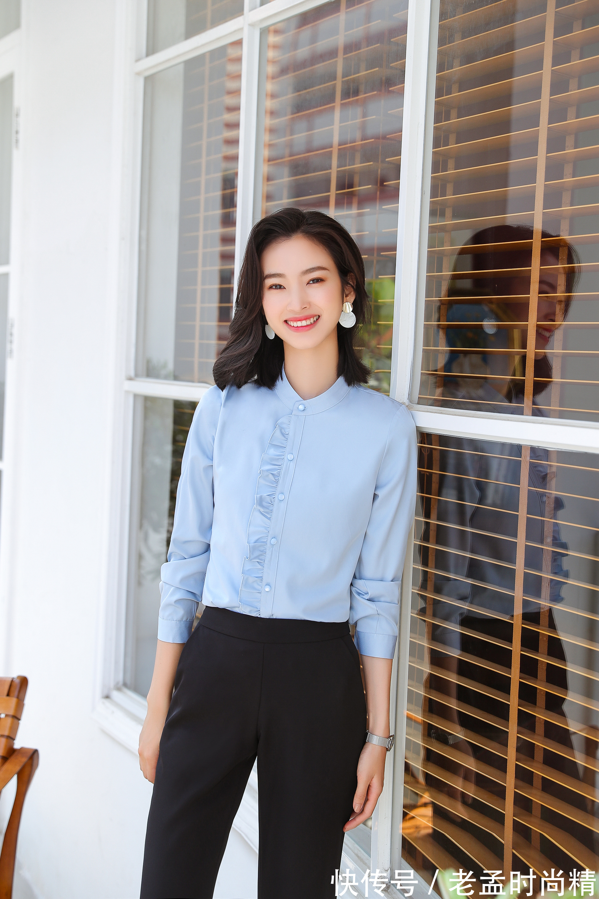 职业套装 黑色衬衫职业套装非常推荐