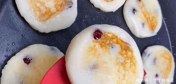 多给孩子做些它,比面包好吃多了,低糖少油健脾胃,很快就出锅