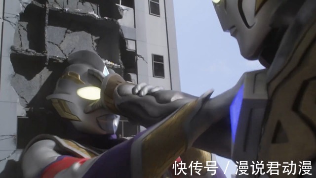 换肤版|特利迦16:新设定,换肤版乌拉吞噬充足能量,进化为灭亡大蛇