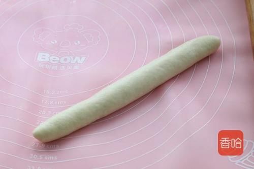 面包店最常见的面包自己做，真材实料吃得放心，食材做法都简单