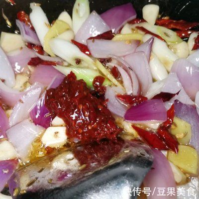 莲藕|香辣鸡翅鹌鹑蛋我家吃了十年，竟然还没吃腻