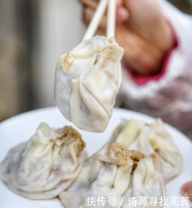 走街串巷遍寻美食,舌尖上的武汉,果然名不虚传!