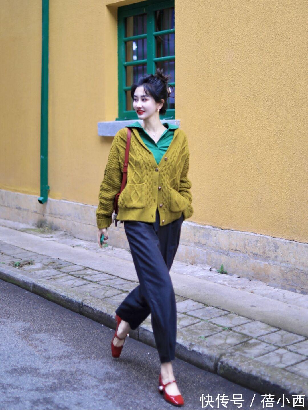 洋气|新年穿“毛衣”才洋气,单穿叠穿都好看,让你演绎不费劲的高级