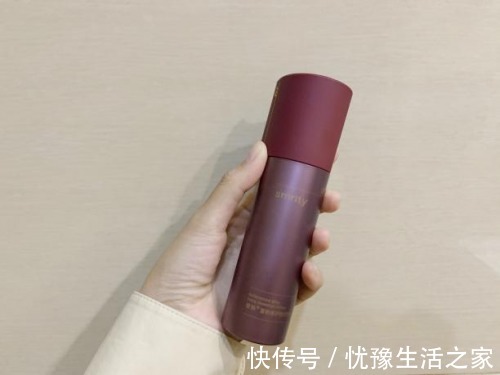 夏去秋 干皮换季敏感 + 干燥?别花冤枉钱,这3个护肤重点要记牢!