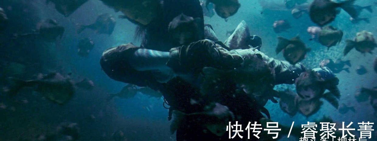 潘粤明|吐槽《云南虫谷》,又一部抗日神剧