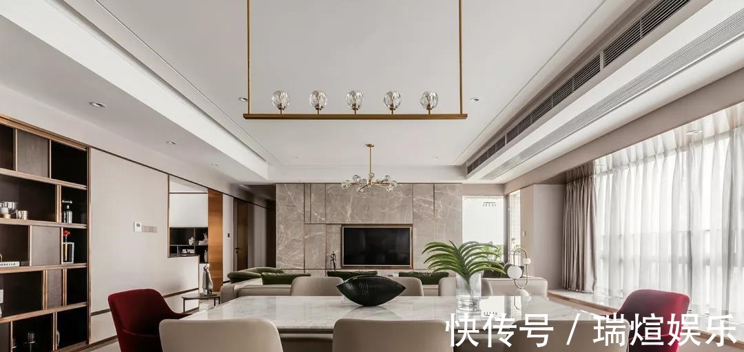 u形|206平轻奢大宅,一进屋就被吸引了每寸空间都散发着优雅气息