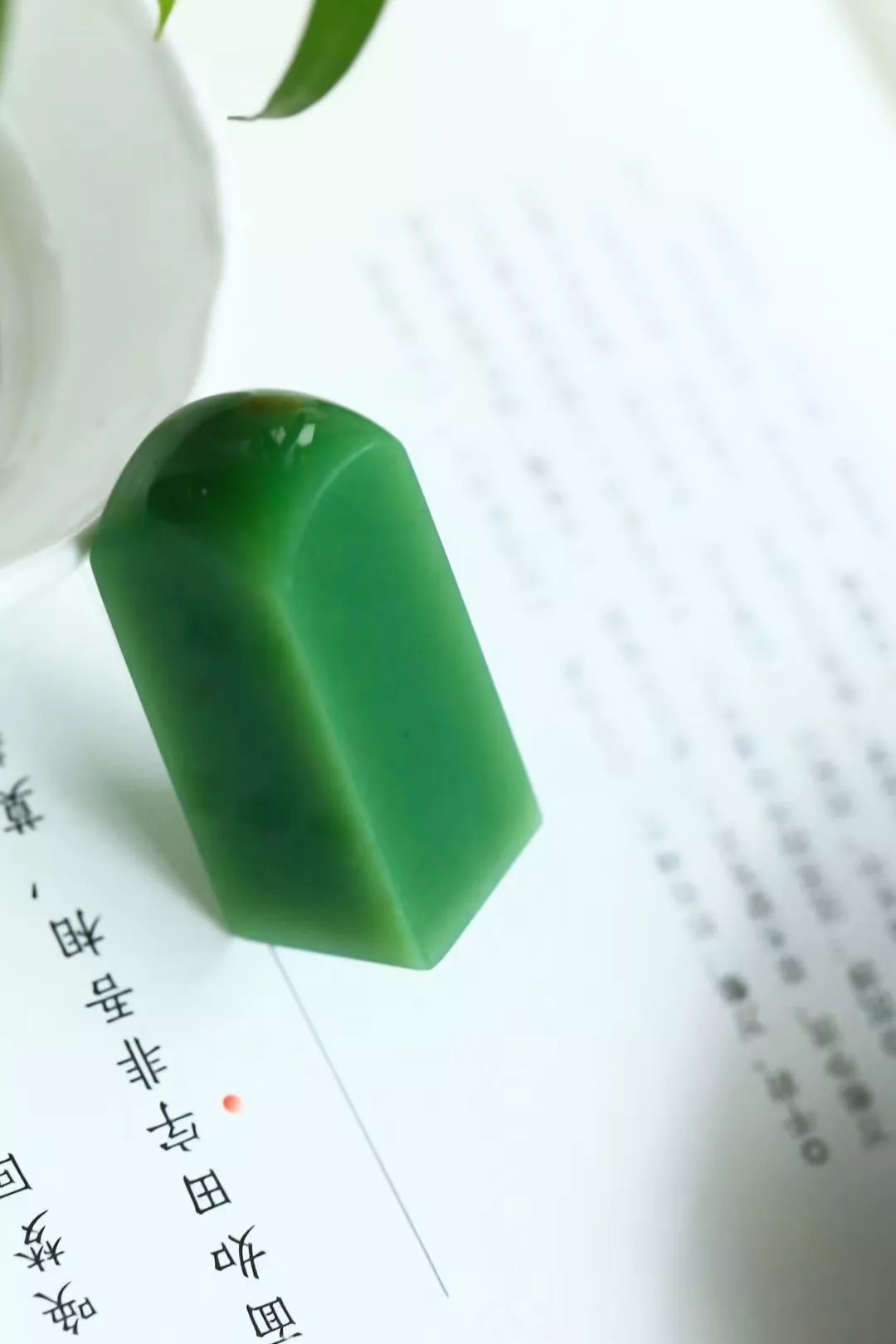 扳指 男人的手里,离不开这四件首饰