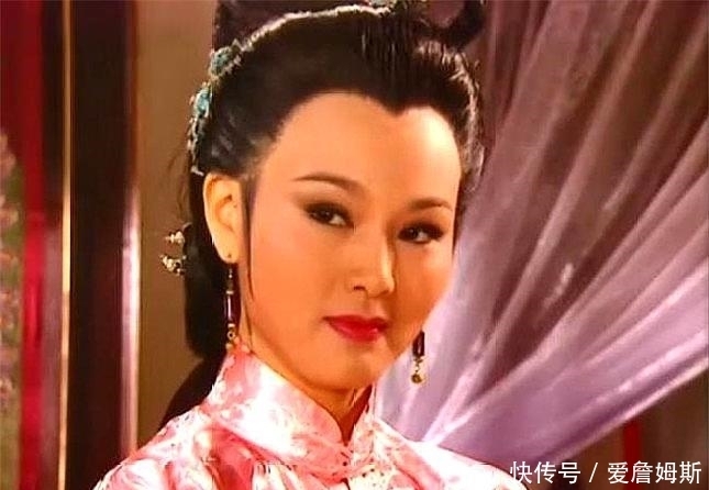 贾母|红楼梦:秦可卿到底是不是公主?贾珍用四个字给出准确答案