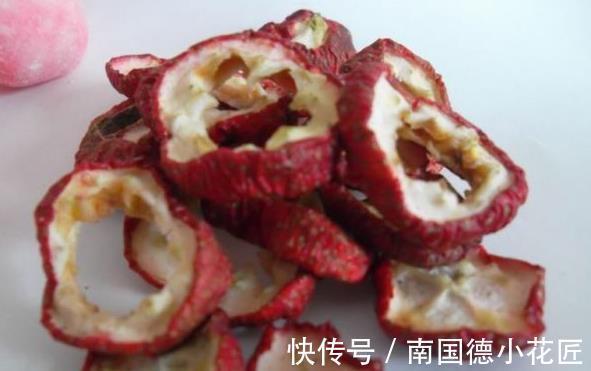 女性|女性不想变老太婆,推荐多吃3种食物,美容养颜、滋润肌肤!