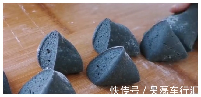 1碗芝麻2个鸡蛋,教你一种新做法,松软又拉丝,大人孩子抢着吃