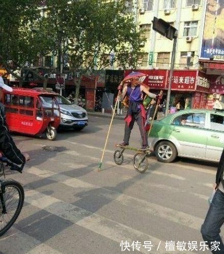 |开心笑话爸，您一天能挣多少老爹8000左右，怎么了儿子