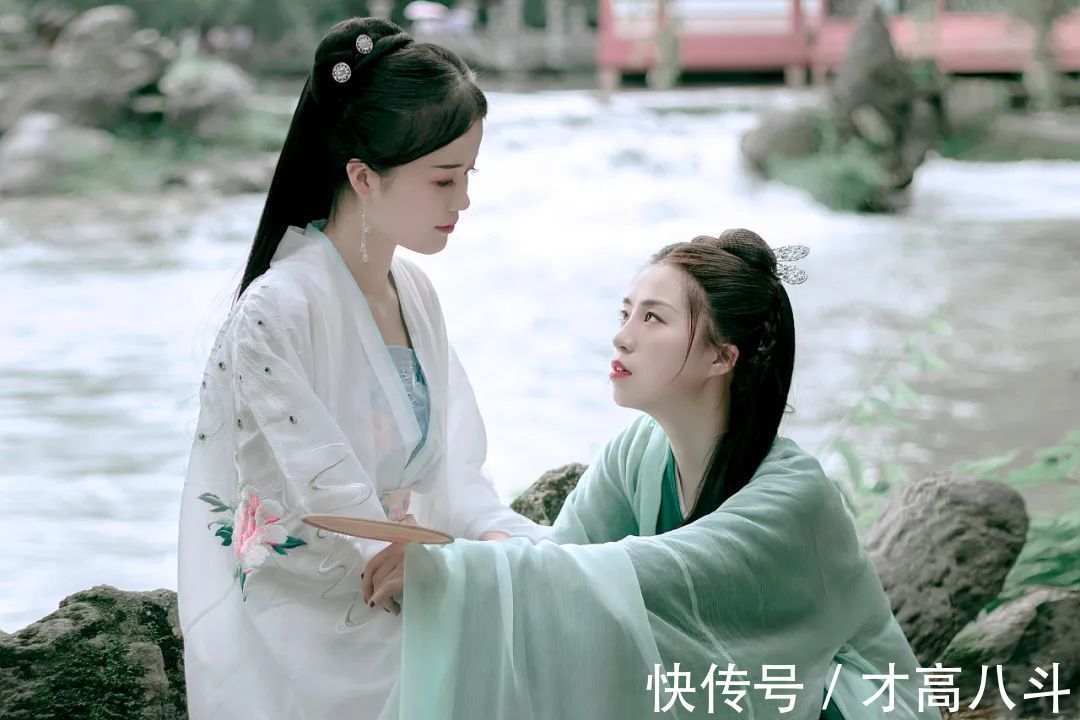 有些事@一句话说苏轼:十首诗词罢,逍遥永存心