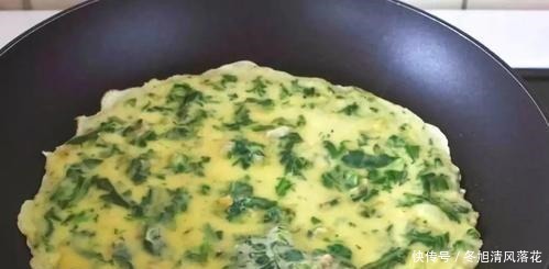 蒲公英炒鸡蛋,很多人都做错了,多加2步,鸡蛋滑嫩,蒲公英不苦!