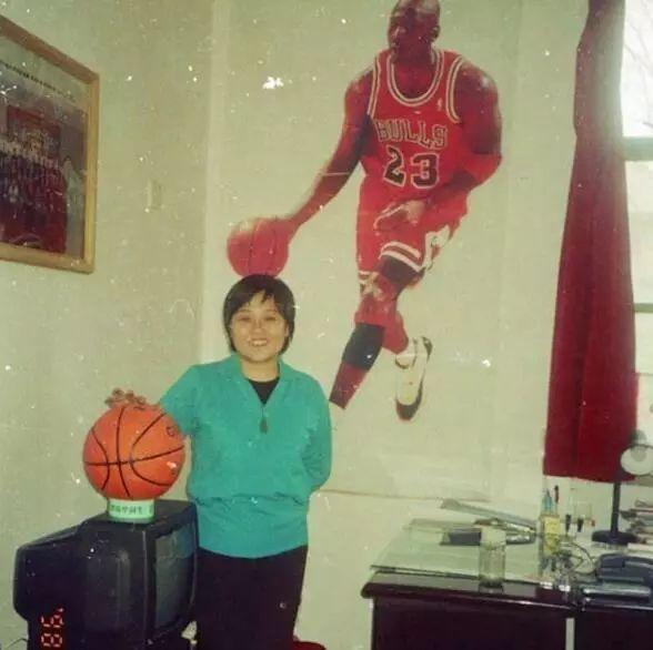 苏文@法国艺术家花7年,拯救85万张中国老照片,每张都是回忆杀