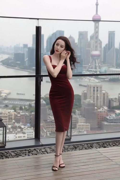 新年穿红色真的美爆了!这3种时髦搭法一定要学