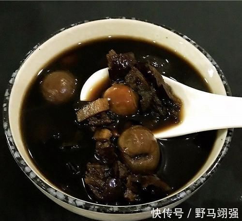 养生先养肾，常喝3种水，滋补肾脏，为你的阳气“加分”