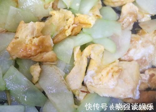 喝牛奶|它是“补钙冠军”，胜过喝牛奶，孩子多吃些，补钙质，个头长得快