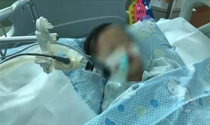 孩子|宝宝偷偷喝了一口这个“饮料”,被送进了医院,这东西家家都有