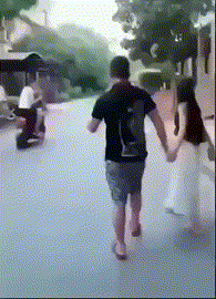 |搞笑GIF段子：这是又开始拍电影了吗