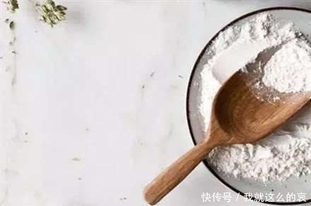 洗碗不要用洗洁精了,保洁阿姨教你这一招,省钱实用又不伤手!