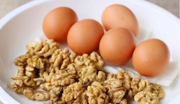 你见过这样吃鸡蛋的嘛？八种神奇的鸡蛋吃法，每种都有它的作用！