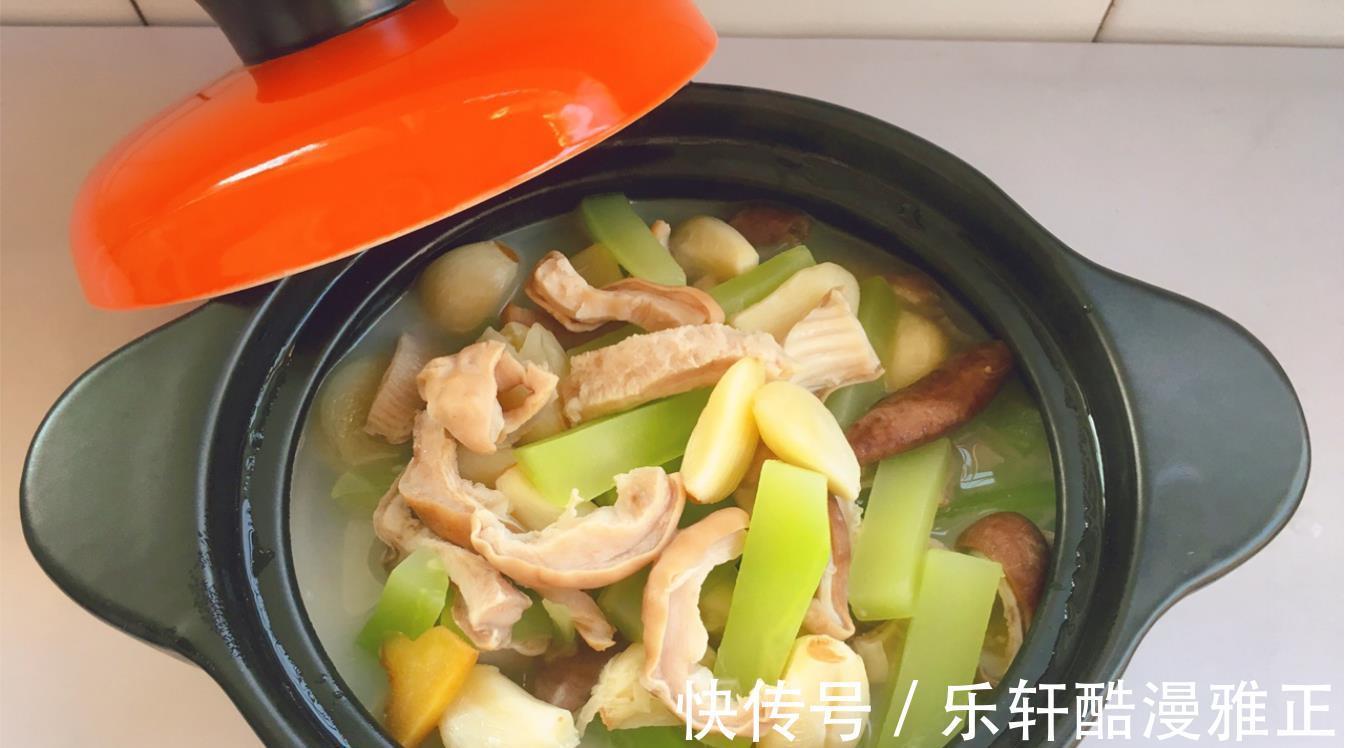 小苏打|天热了，这汤家人都爱吃，荤素搭配，营养又滋补，我三天两头必做