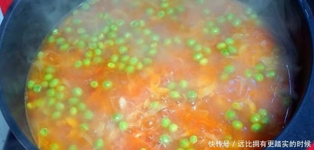 正月十五元宵节,家宴菜单已备好,5荤4素1汤上一桌,十全十美