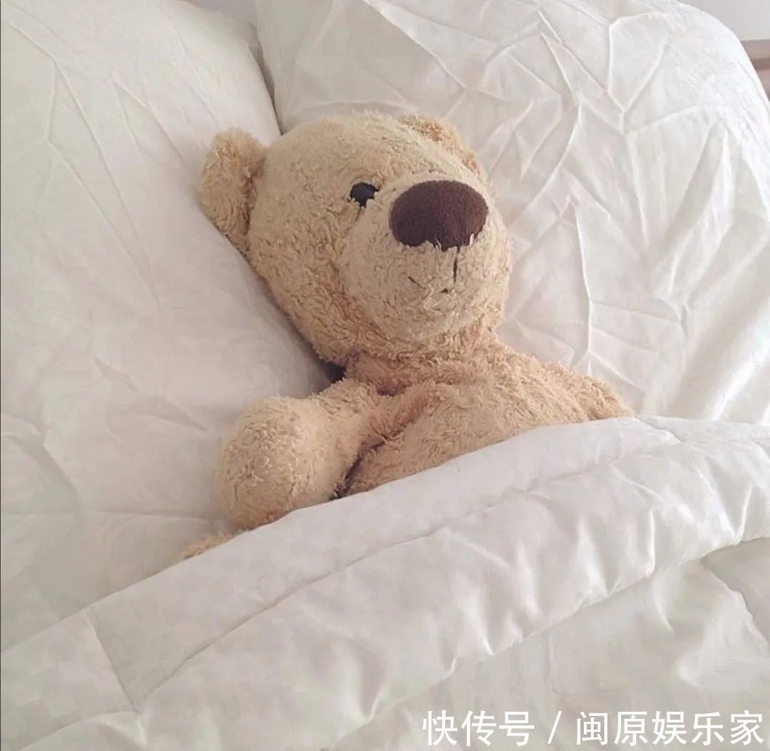 村上春树|神仙·封面丨高情已逐晓云空,不与梨花同梦