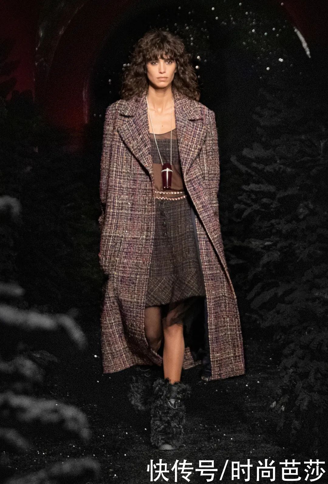 CHANEL的感性世界里，藏有柔情万千