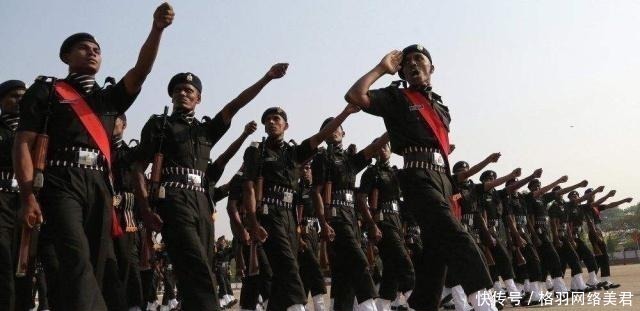 苏联|苏联解体后，这个国家趁火打劫最严重，现在被俄国整的非常惨