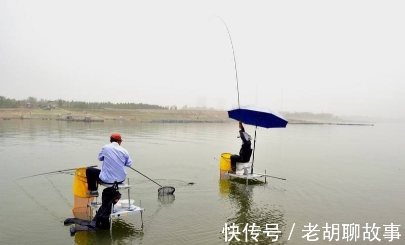 刺鳅|水库泥鳅精！广东水库老乡钓起“巨鳅”，当地人几十年没过了