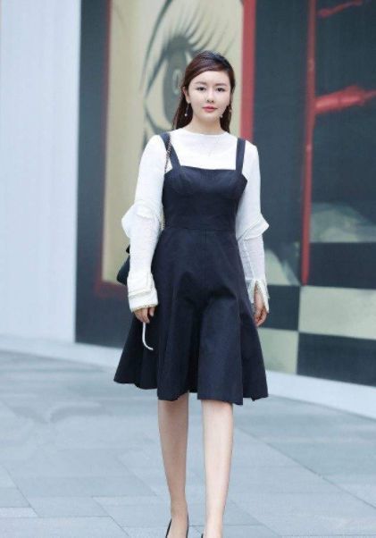 爆棚|时尚感爆棚的姐妹花,清新个性,白色穿出的高级感