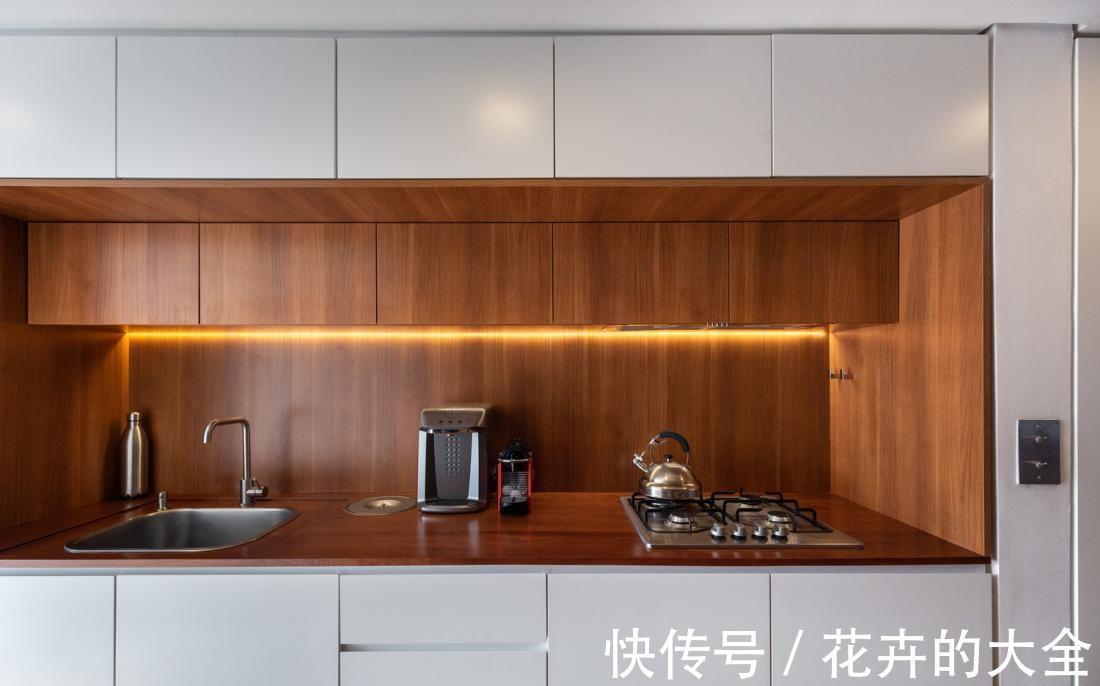 客厅|4口人挤61㎡小宅,无奈在客厅上方搭建楼板,一层变两层宽敞多了