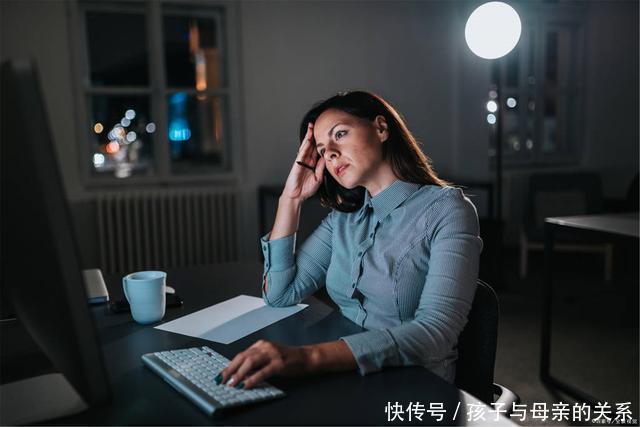 影响正常的血液循环|血栓近身,手脚或有迹可循!谨记:少3事,忌2物,血管也许变干净