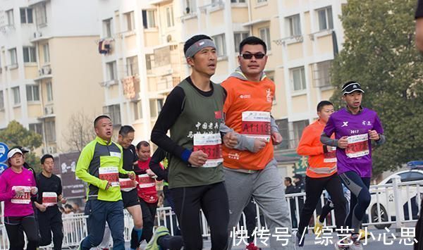 跑步|50岁后经常跑步，是养生还是伤膝？56岁男子用自身经历，给出答案