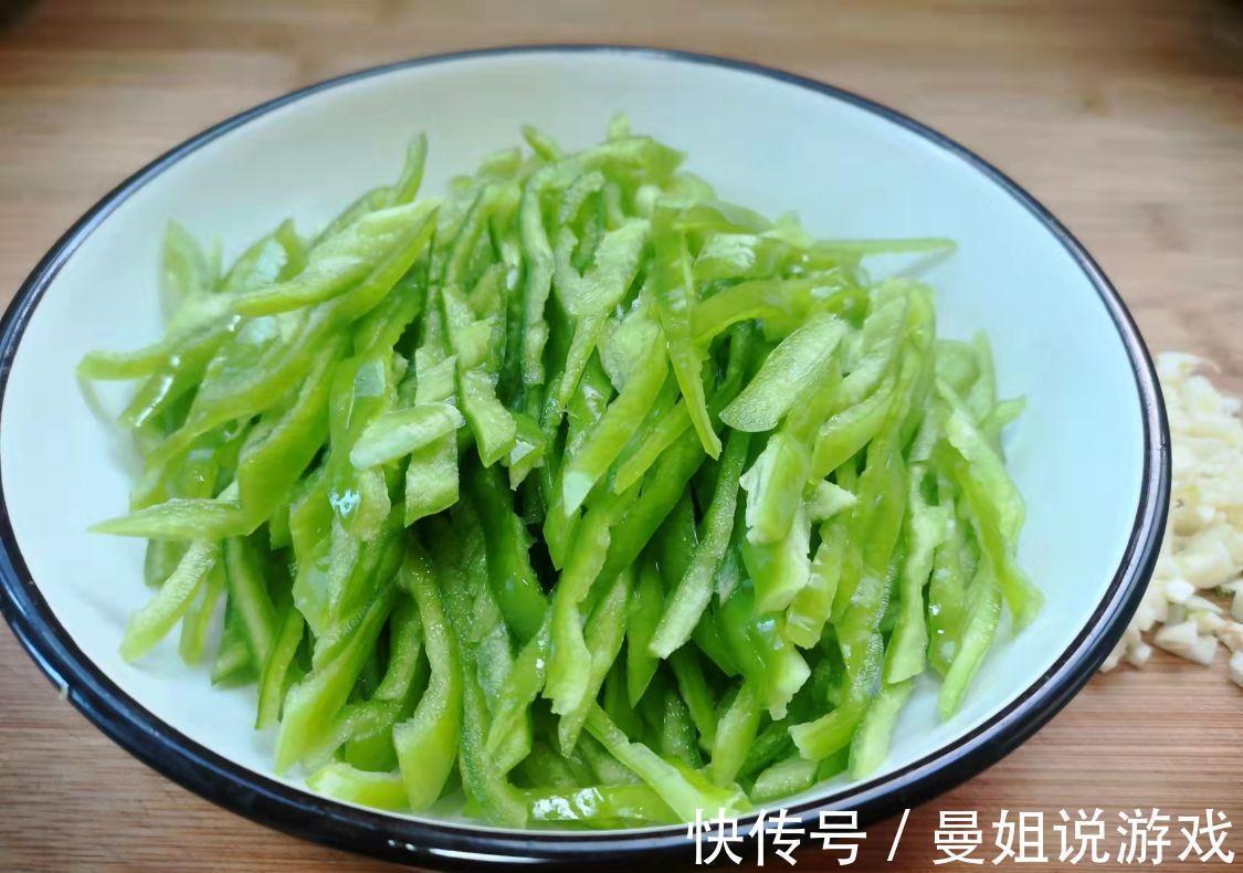青椒肉丝|冬天,老人每周必吃这道菜,净化血管,血管不堵了,肝脏变更健康
