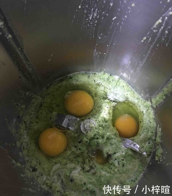 吃法|冬天多吃苹果,教你新的吃法,加入2个鸡蛋,一出锅孩子抢着吃