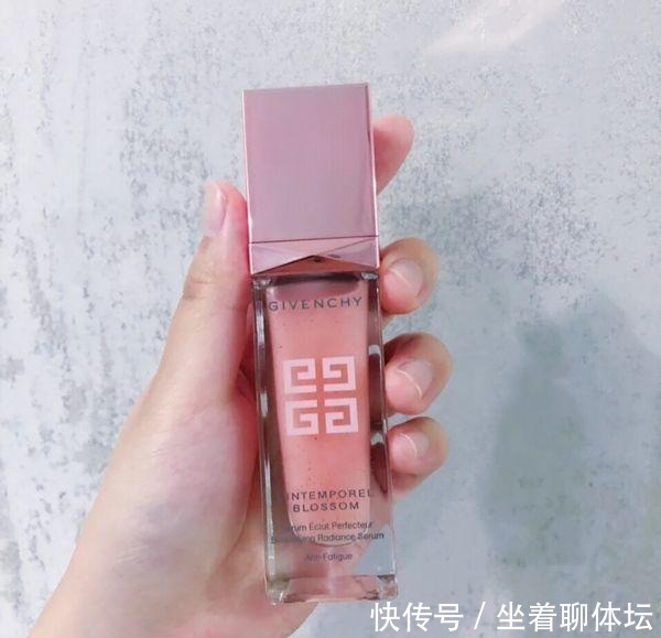 修复|脸部毛孔粗大怎么修复这5款有效收缩毛孔的“精华”,值得收藏